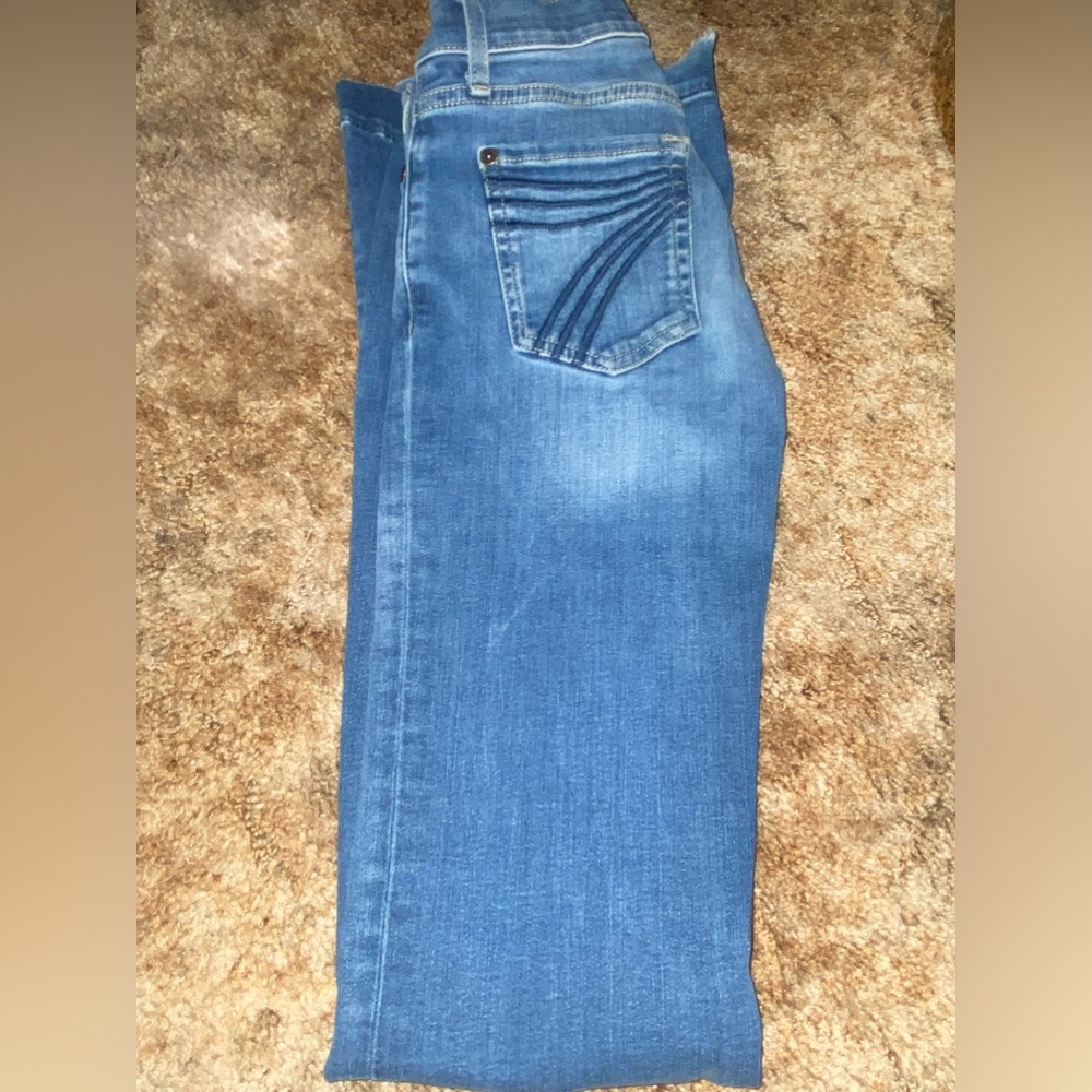 Seven for all mankind